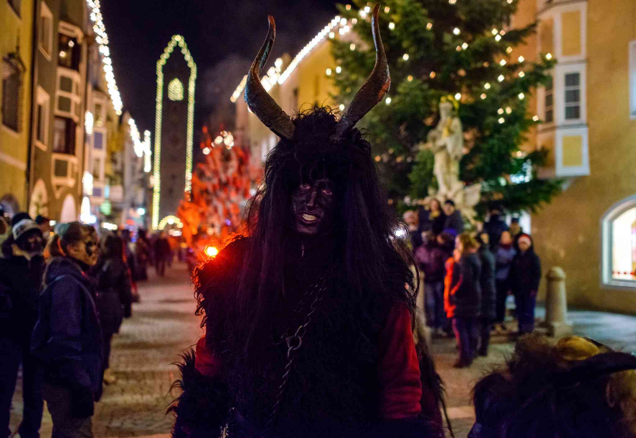 pictures with krampus near me
